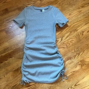 H&M Knit Tshirt dress with side ties gray